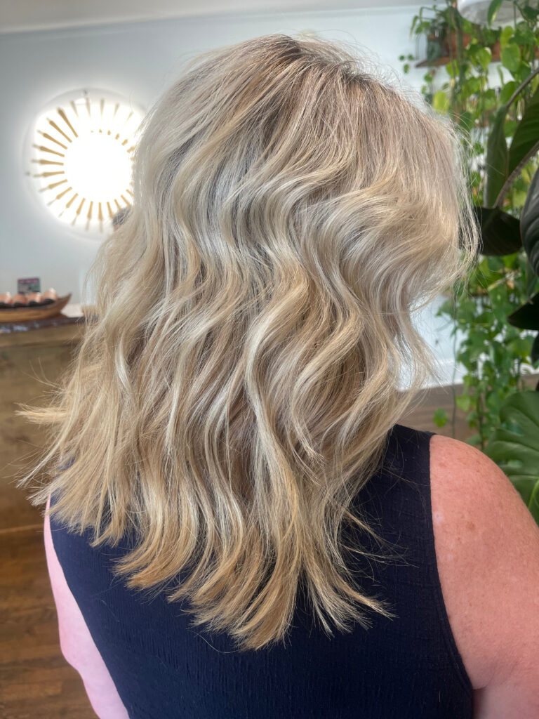 Bright blonde waves