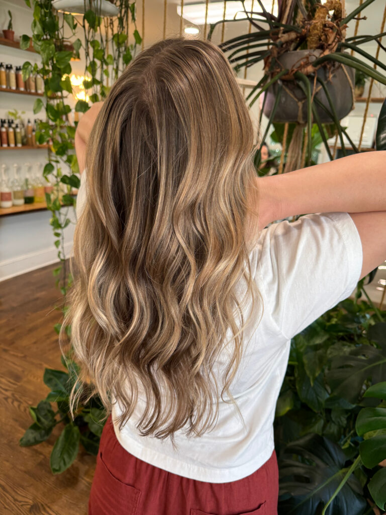 Lived-in blonde waves